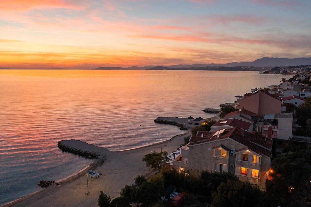 Apartmani Kastelancic Podstrana Esterno foto