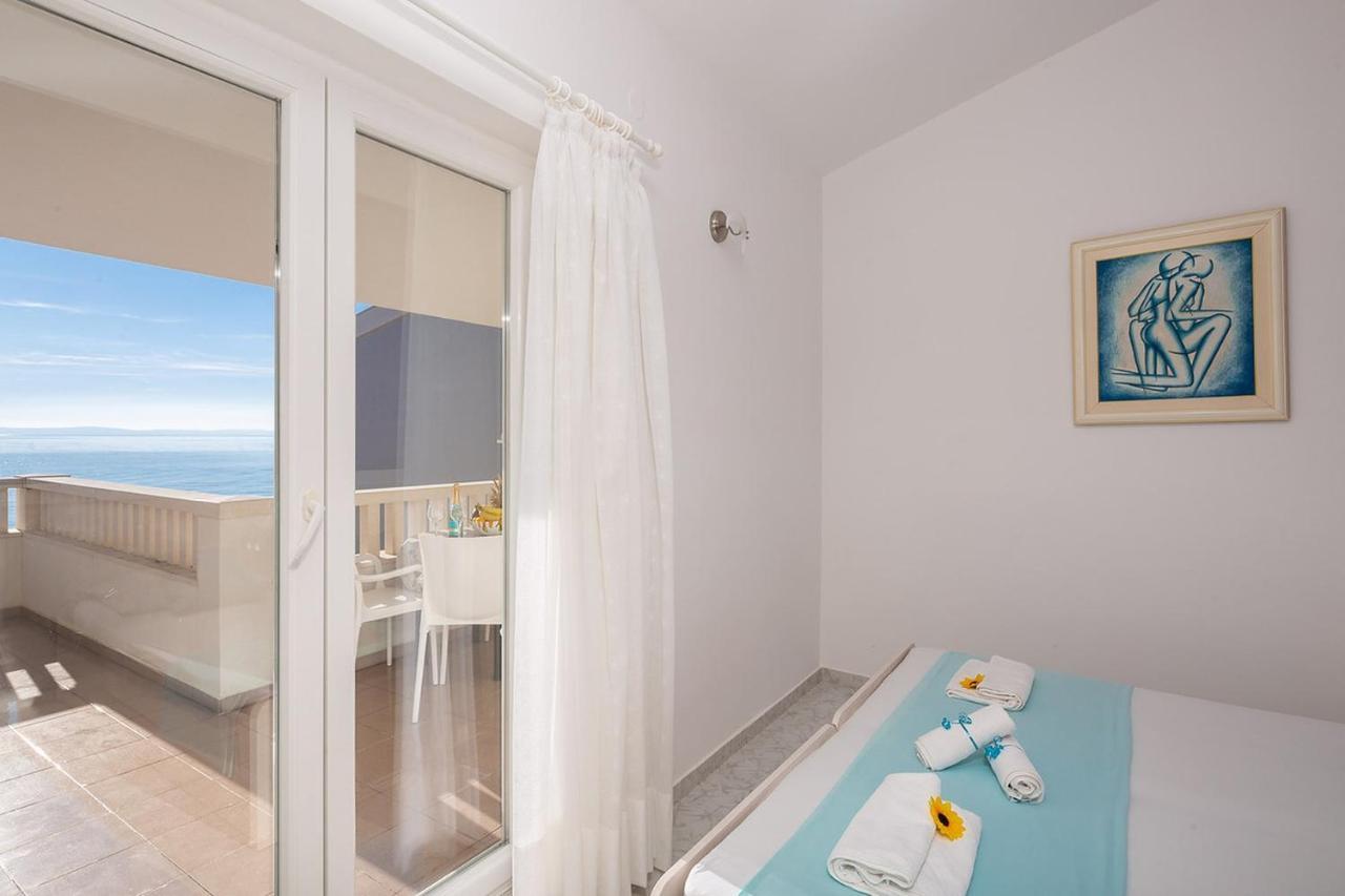 Apartmani Kastelancic Podstrana Esterno foto