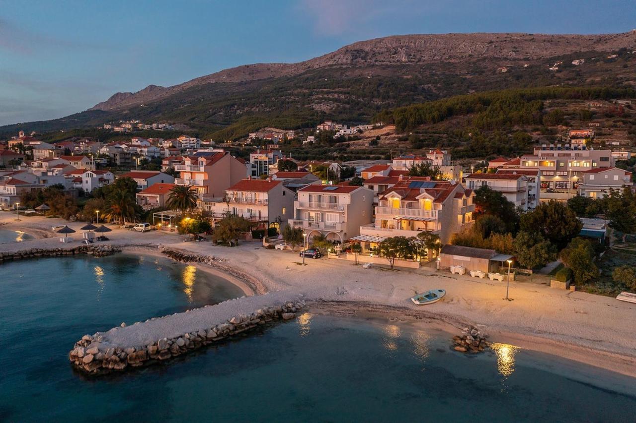 Apartmani Kastelancic Podstrana Esterno foto