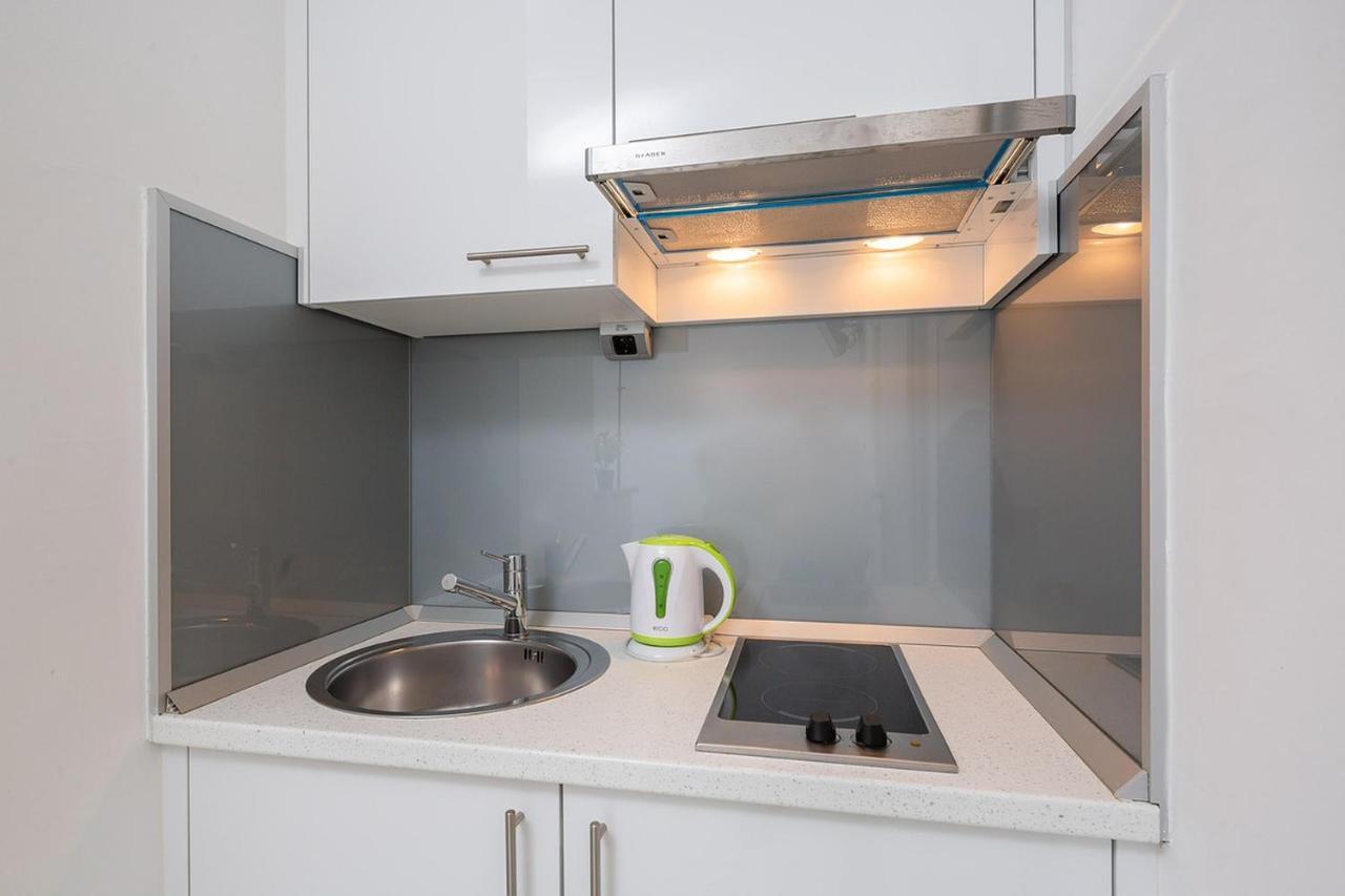 Apartmani Kastelancic Podstrana Esterno foto