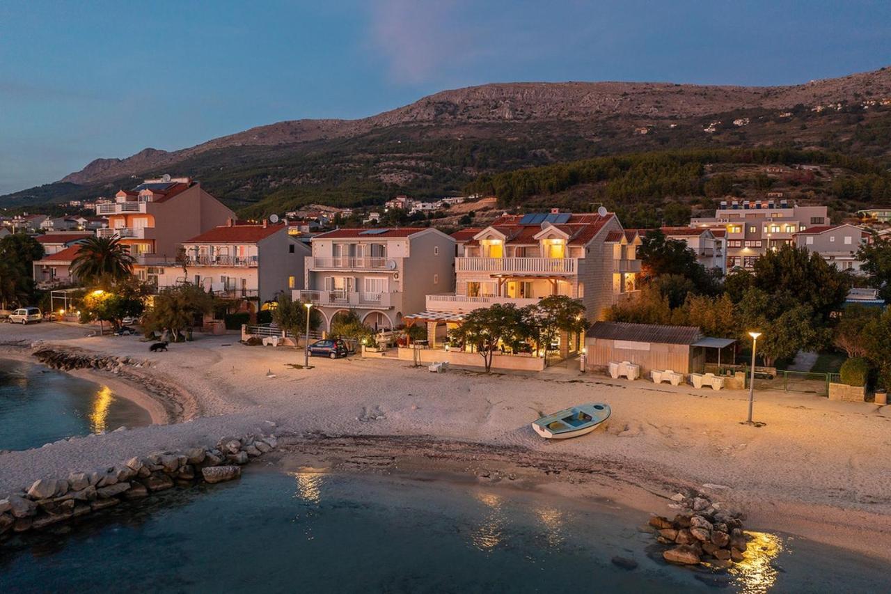 Apartmani Kastelancic Podstrana Esterno foto