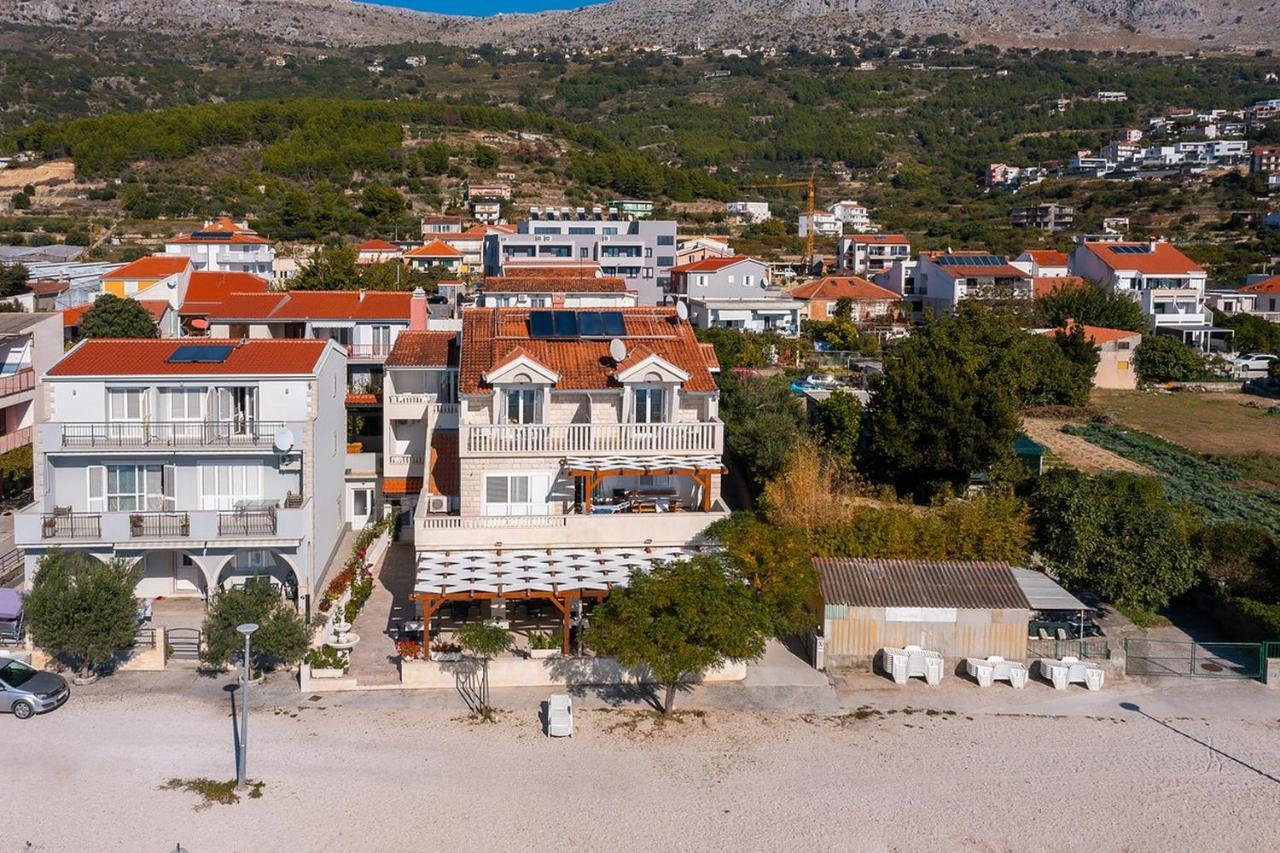 Apartmani Kastelancic Podstrana Esterno foto