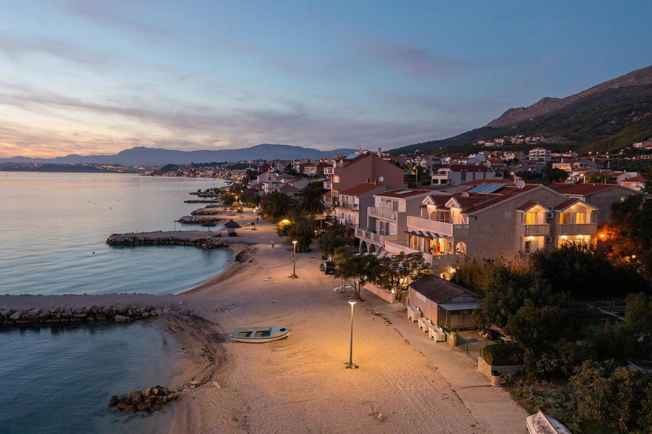 Apartmani Kastelancic Podstrana Esterno foto