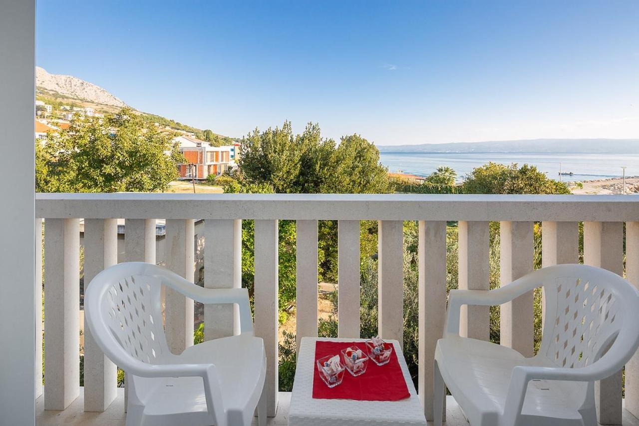 Apartmani Kastelancic Podstrana Esterno foto
