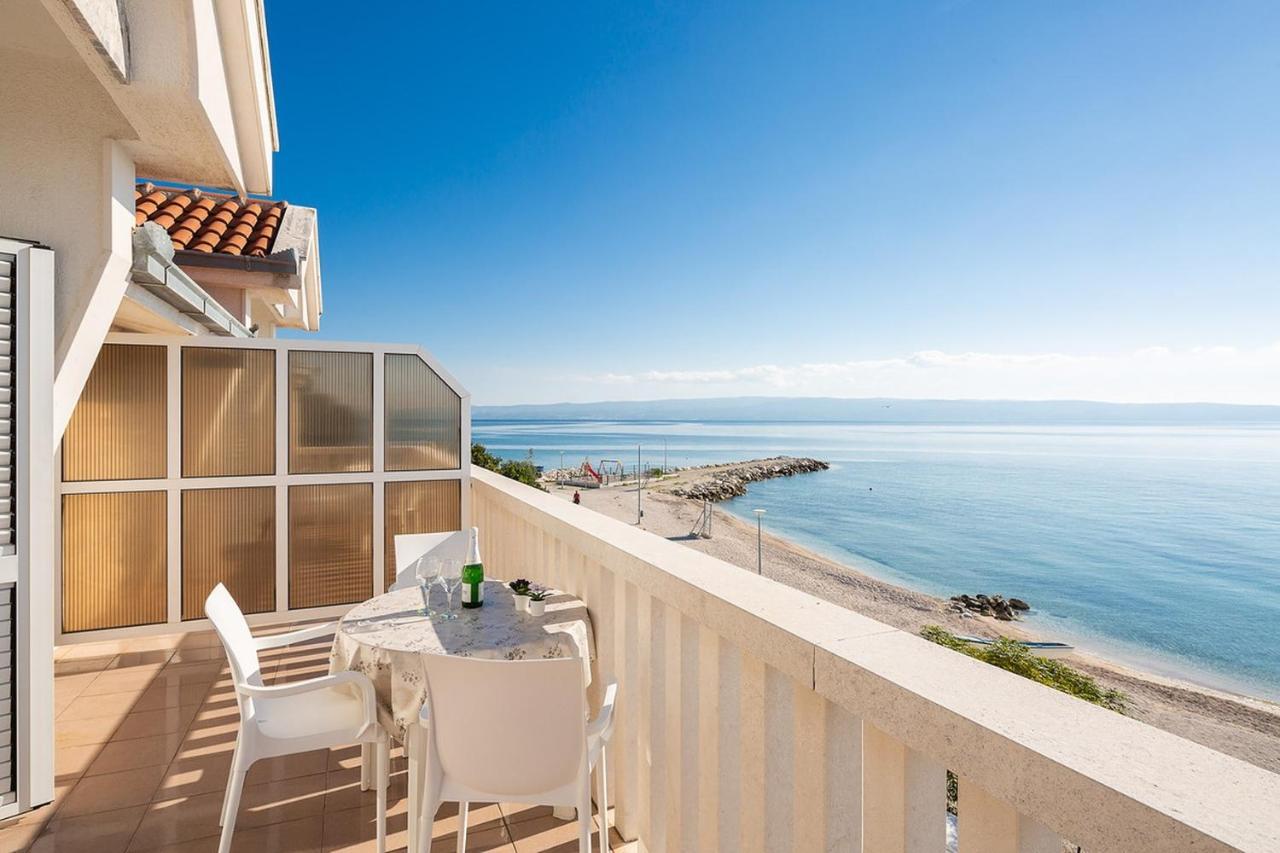 Apartmani Kastelancic Podstrana Esterno foto