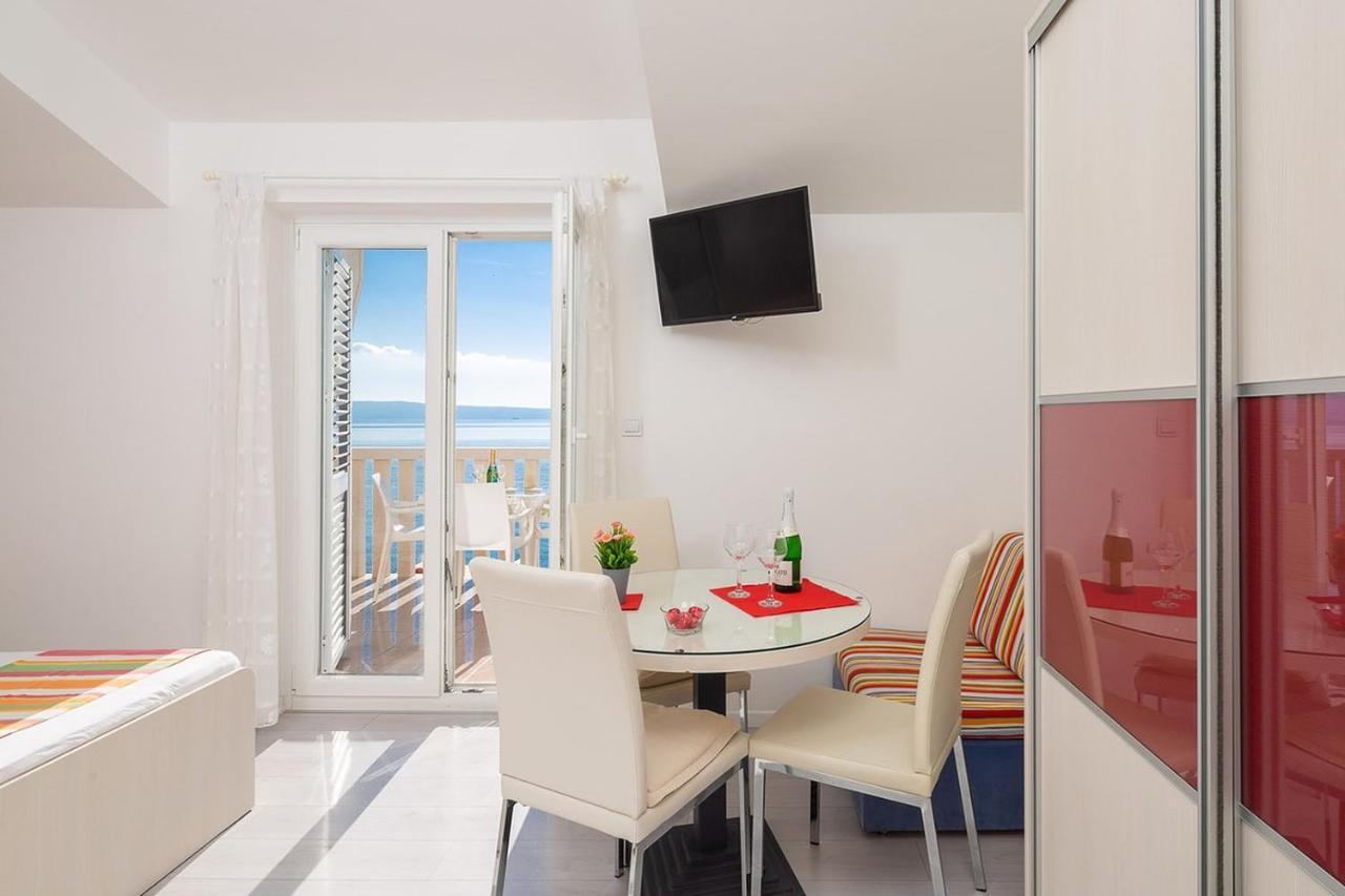 Apartmani Kastelancic Podstrana Esterno foto