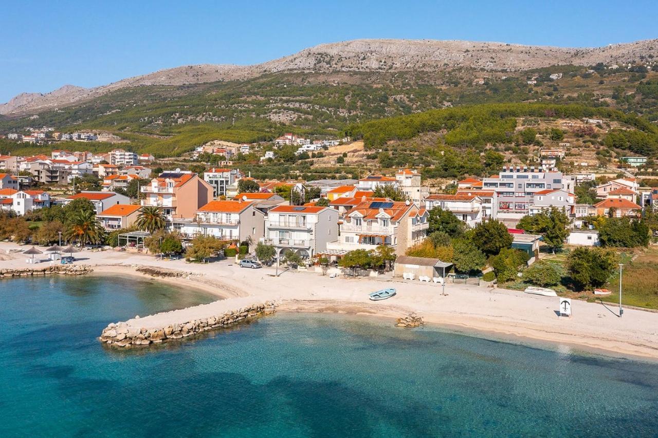 Apartmani Kastelancic Podstrana Esterno foto
