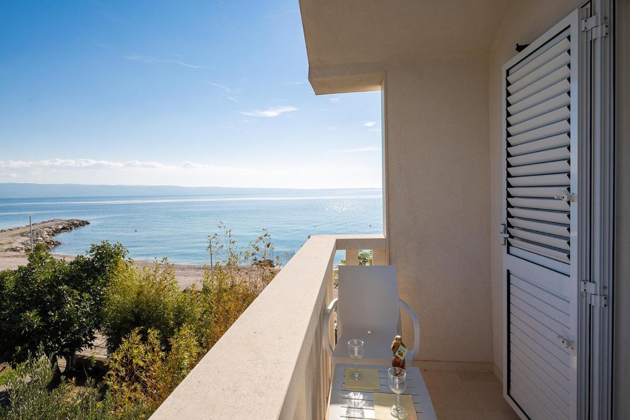 Apartmani Kastelancic Podstrana Esterno foto