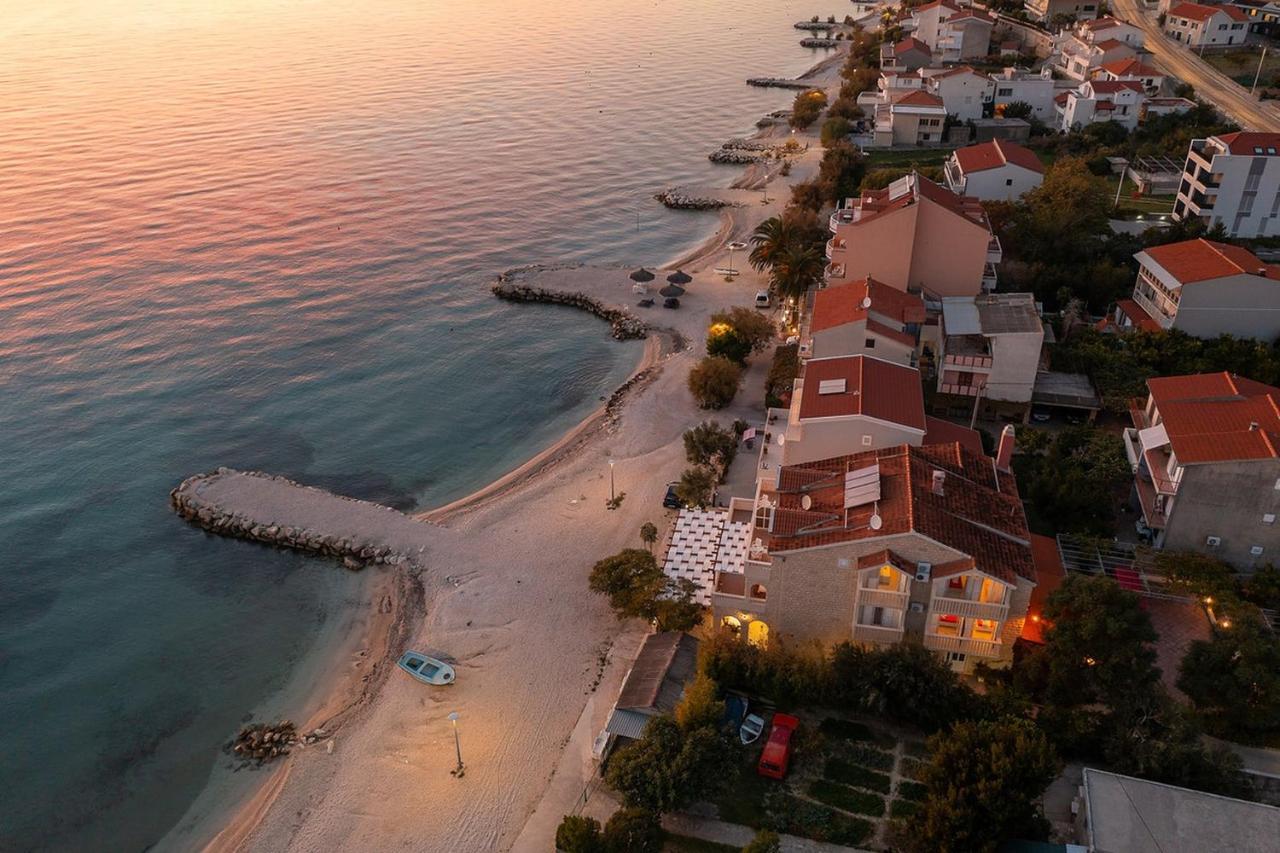 Apartmani Kastelancic Podstrana Esterno foto