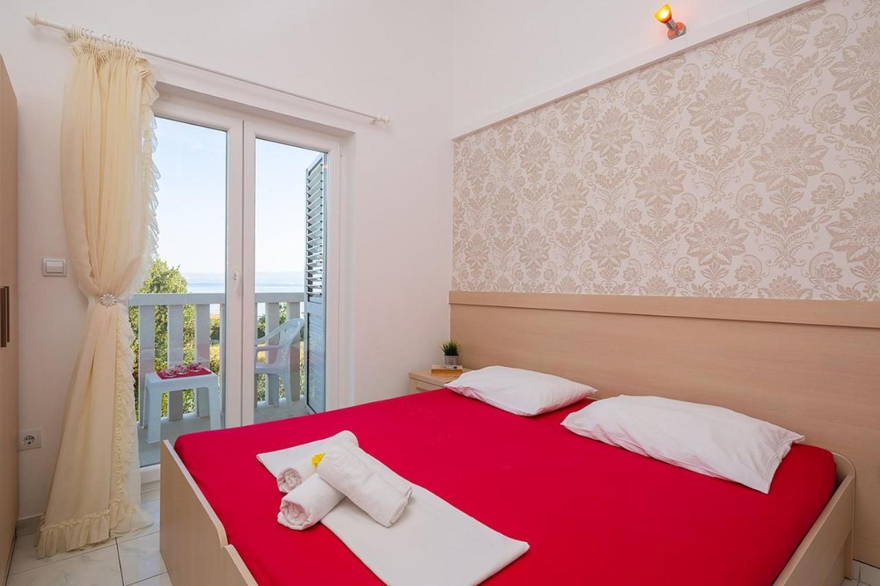 Apartmani Kastelancic Podstrana Esterno foto