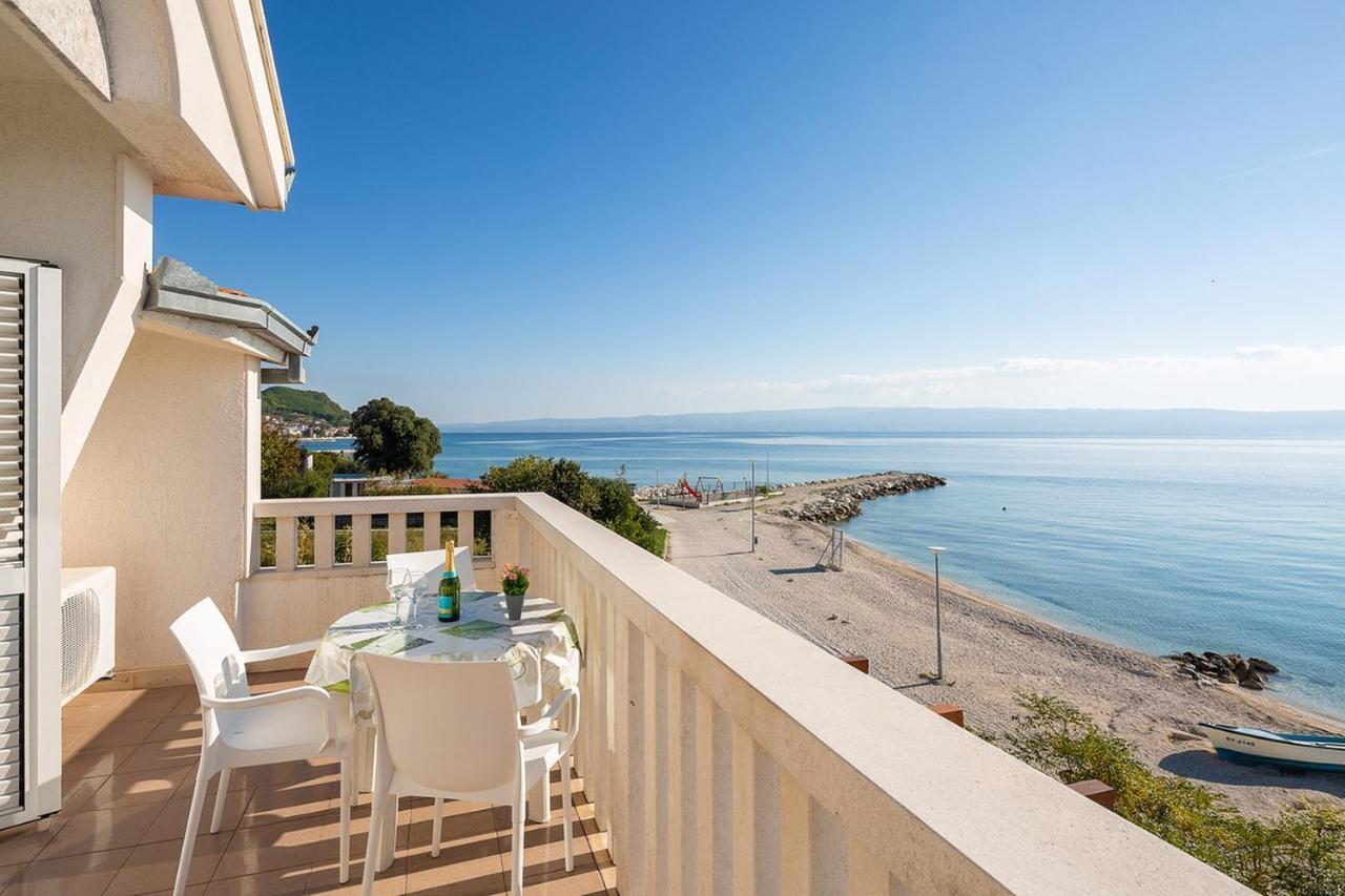 Apartmani Kastelancic Podstrana Esterno foto